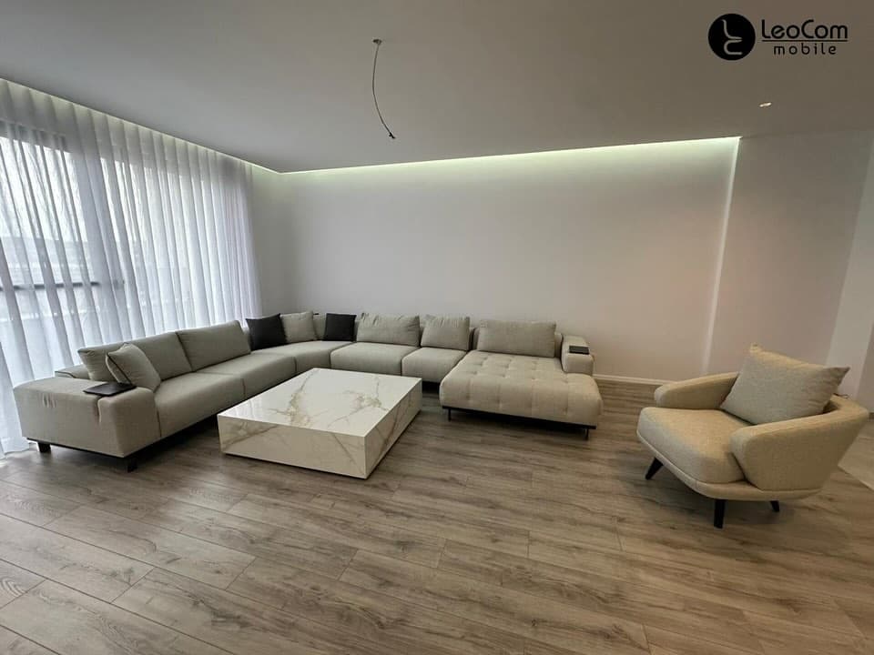 Gallery 21